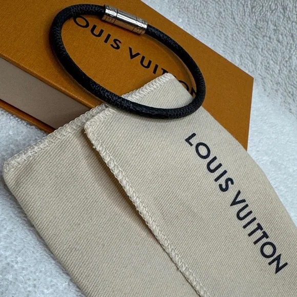 Louis Vuitton damier graphite bracelet - Picture 1 of 8